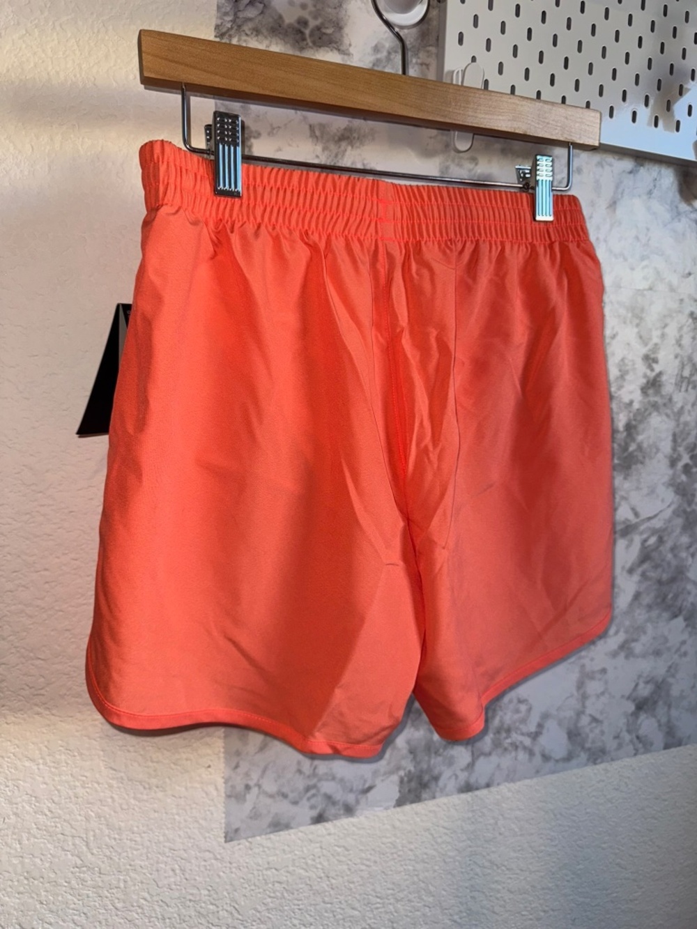 NWT! Under Armour Women's Fly By running shorts- Women's XS - Picture 4 of 7